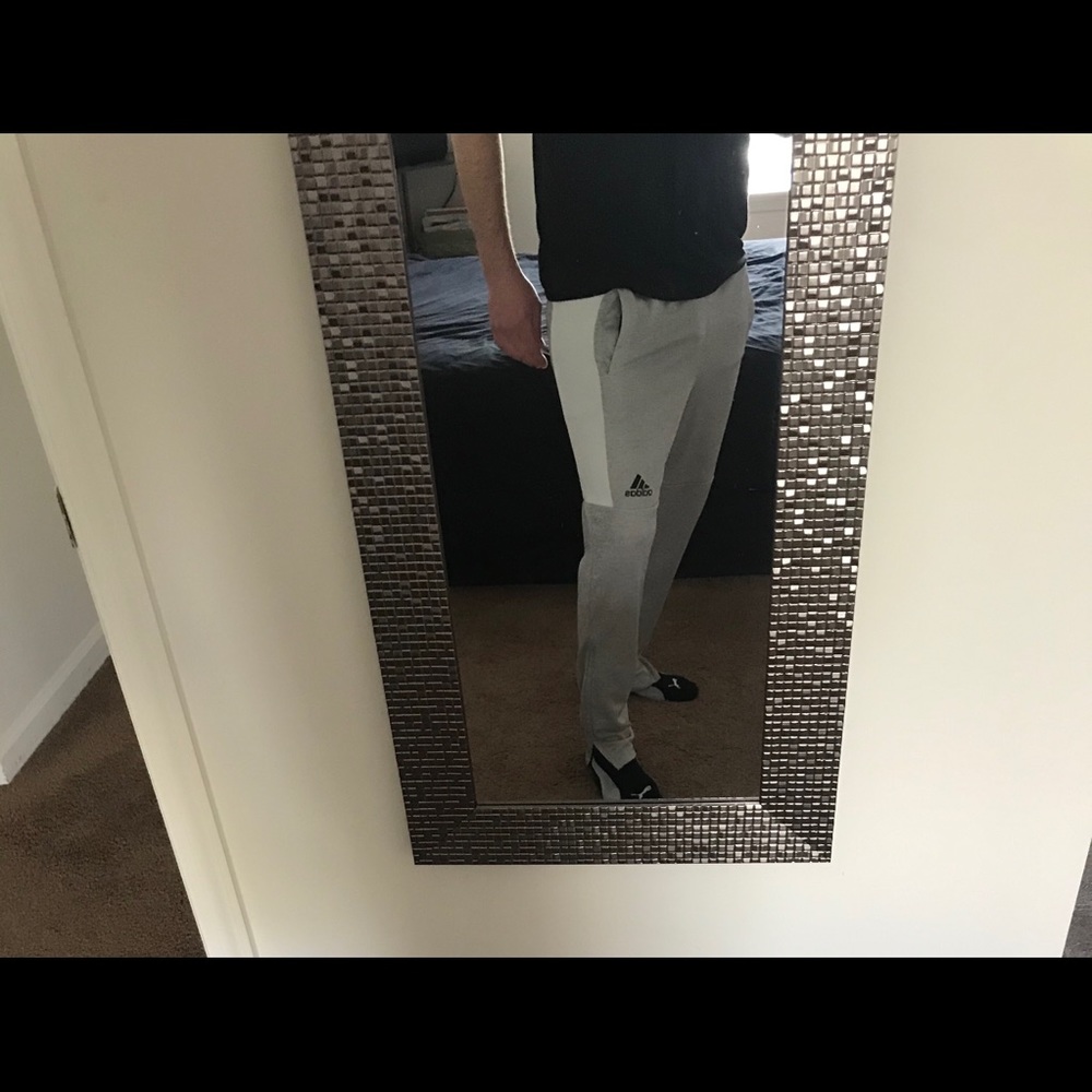 🚩Sold🚩🔥Adidas Joggers🔥 - Picture 8 of 8